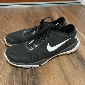 Women Nike Flywire Running Shoes